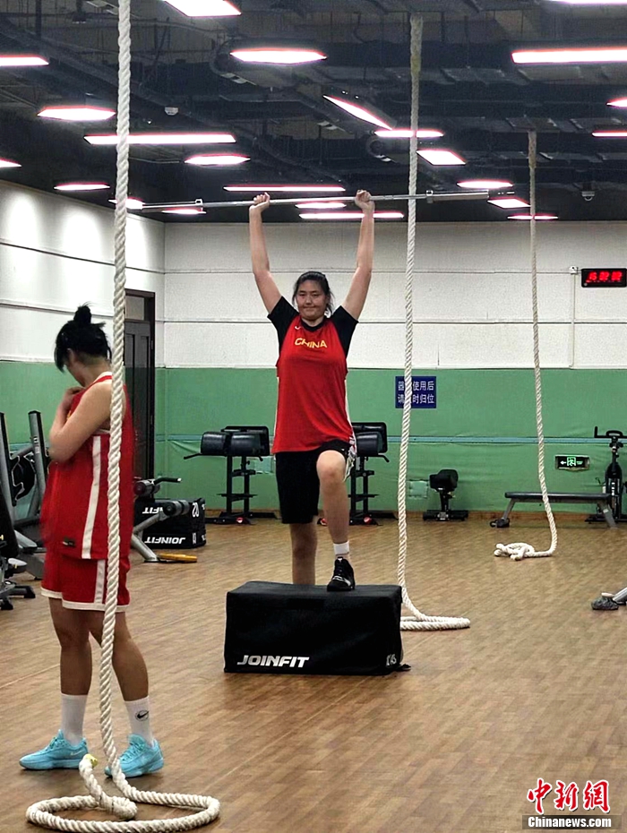 U18女篮与U17男篮全面备战国际大赛，点亮中国篮