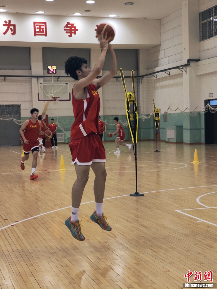 U18女篮与U17男篮全面备战国际大赛，点亮中国篮