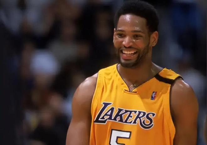 NBA历史四人跨越三支球队夺冠传奇