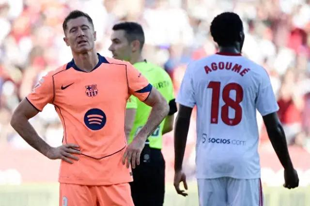 巴萨迎战塞维利亚加维复出桑切斯反戈复仇