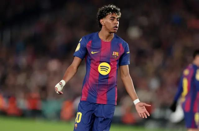 巴萨迎战塞维利亚加维复出桑切斯反戈复仇