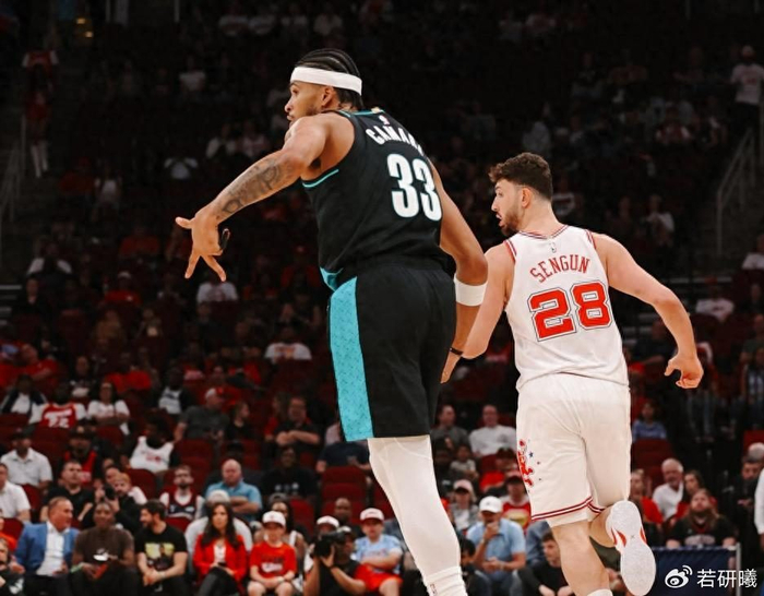 火箭逆转开拓者三少爆发阿门创历史级表现