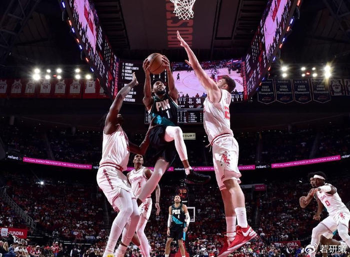 火箭逆转开拓者三少爆发阿门创历史级表现