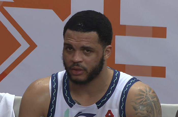 上海14连胜领跑，北京力克广州，辽篮失利积分榜