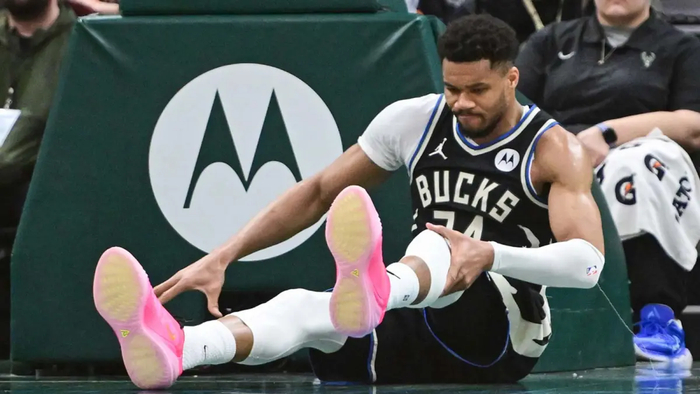 字母哥或提前离队 雄鹿管理层决策引发球员不满