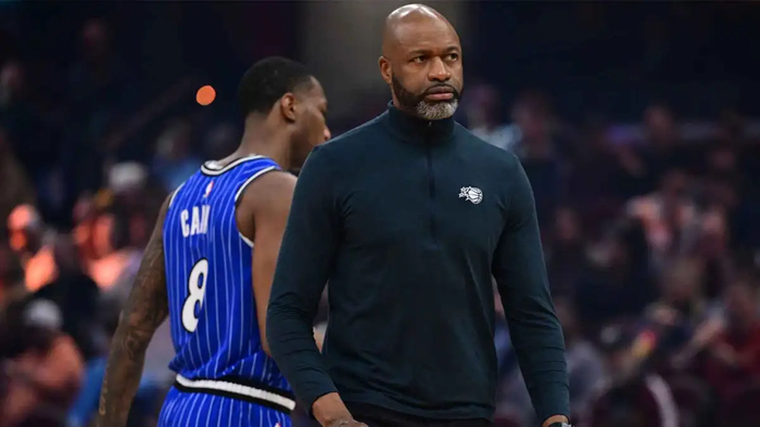 字母哥或提前离队 雄鹿管理层决策引发球员不满