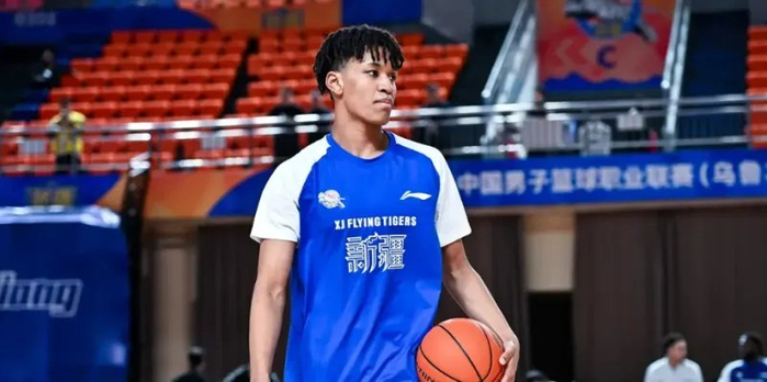 新疆男篮遭遇伤病困扰 攻击乏力吞败宁波